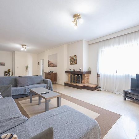 Lovely & Spacious 2-Bedroom Rental Unit In Glifada Atenas Exterior foto