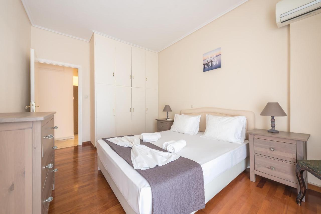 Lovely & Spacious 2-Bedroom Rental Unit In Glifada Atenas Exterior foto