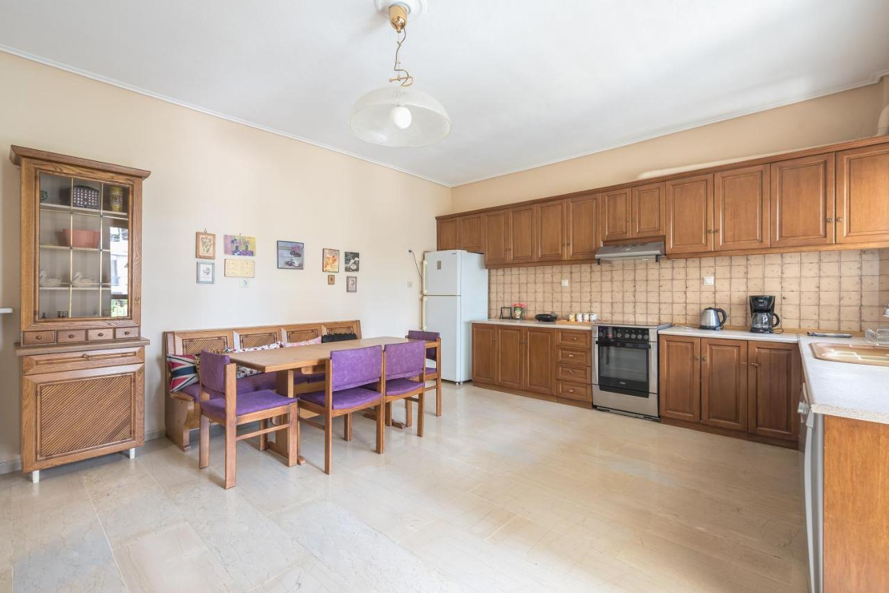 Lovely & Spacious 2-Bedroom Rental Unit In Glifada Atenas Exterior foto