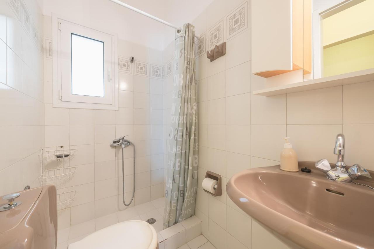 Lovely & Spacious 2-Bedroom Rental Unit In Glifada Atenas Exterior foto