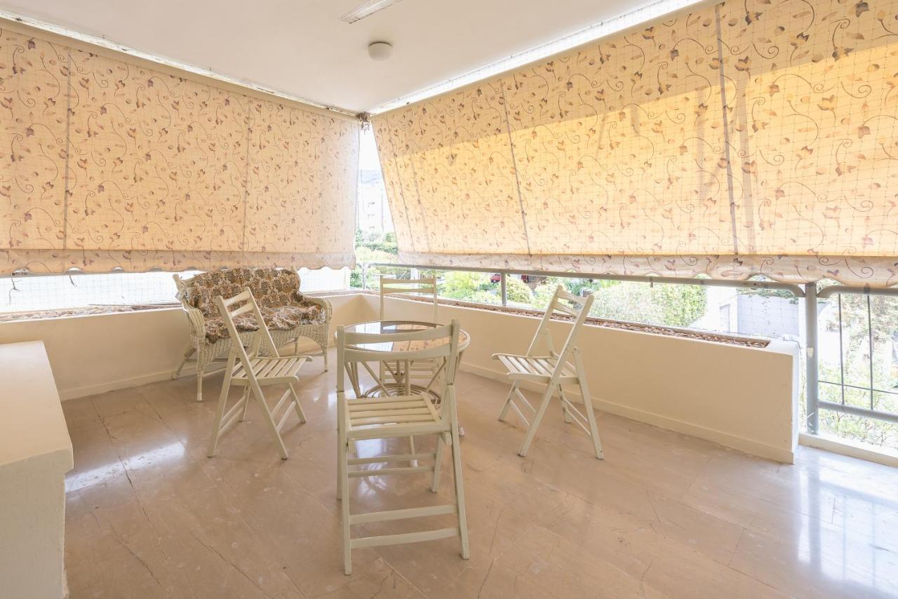 Lovely & Spacious 2-Bedroom Rental Unit In Glifada Atenas Exterior foto